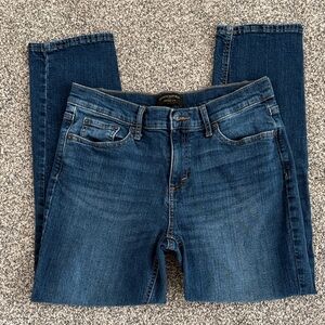 Banana Republic Girlfriend Jean